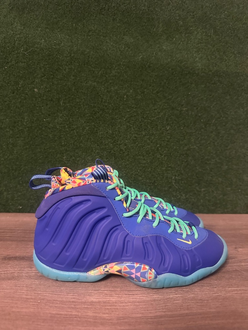 Nike Air Foamposite One – Blue/Teal MulticolorYouth Size 6Y